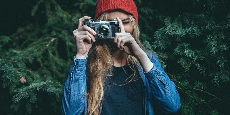 加拿大留学移民双赢路径：贤通教育深度解析省提名衔接规划中的专业选择与地区策略